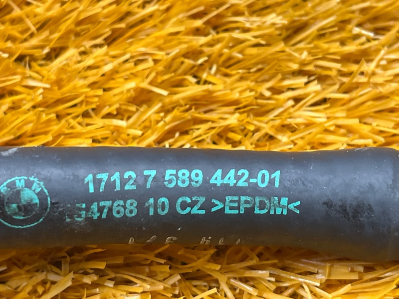 Патрубок системы охлаждения, 1000 рублей, Красноярск