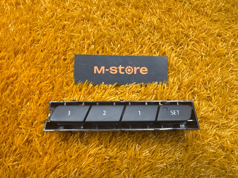 кнопка памяти сидений, 700 рублей, Красноярск