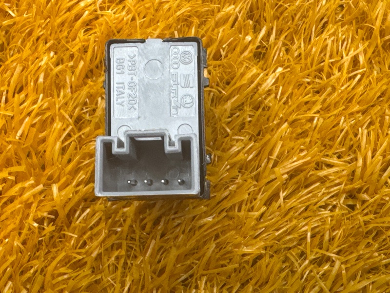 кнопка стеклоподъемника, 400 рублей, Красноярск