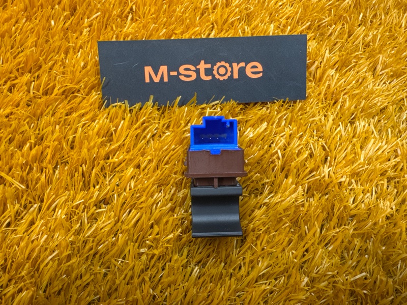 Кнопка открывания багажника, 800 рублей, Красноярск