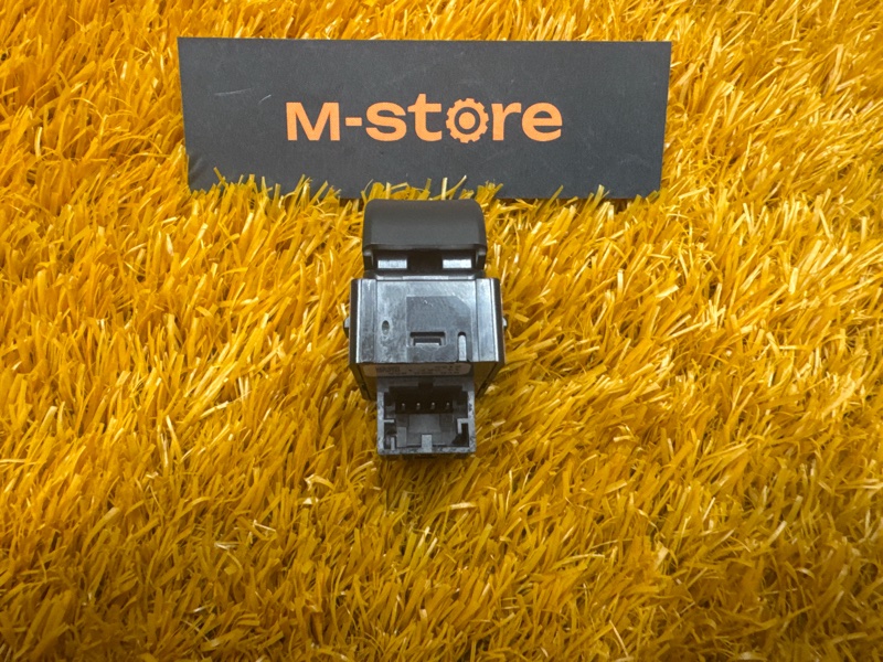 кнопка стеклоподъемника, 500 рублей, Красноярск