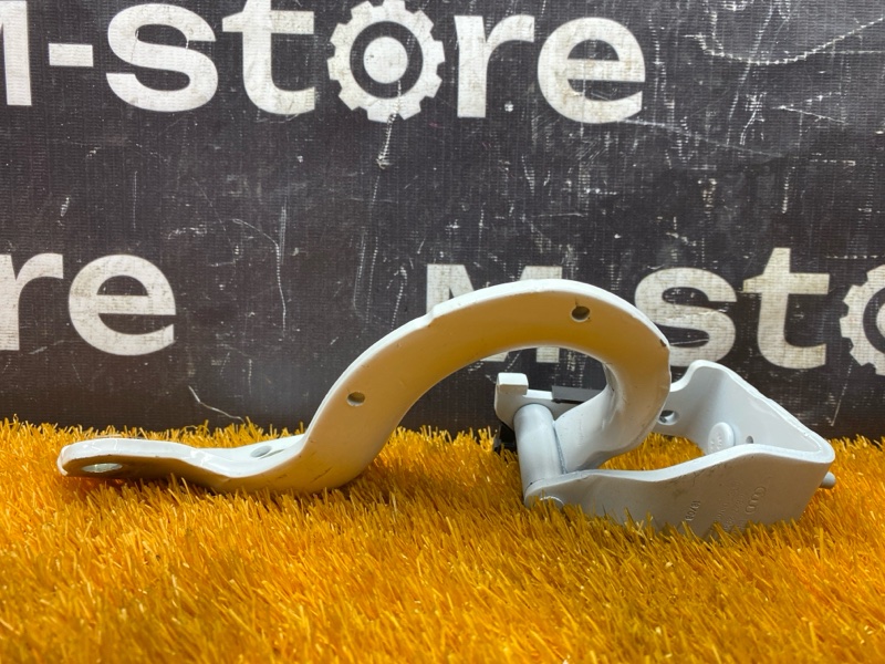 петля багажника, 500 рублей, Красноярск