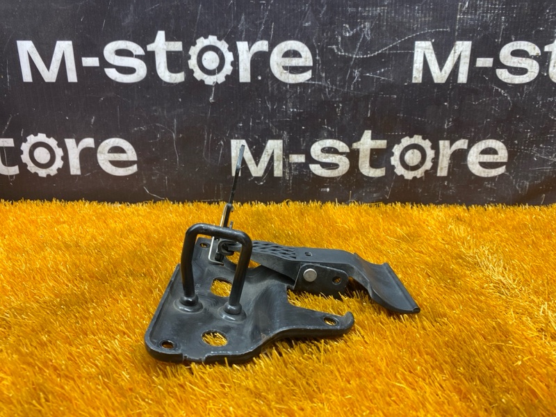 замок капота, 500 рублей, Красноярск