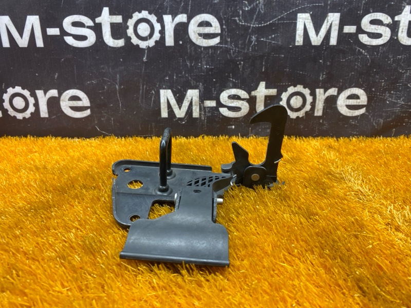 замок капота, 500 рублей, Красноярск