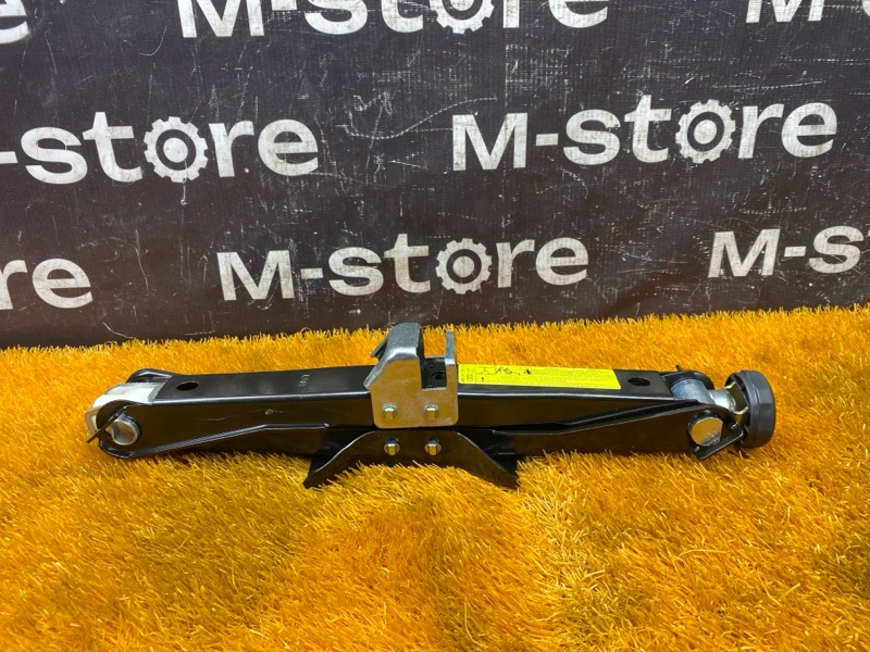 домкрат, 2500 рублей, Красноярск