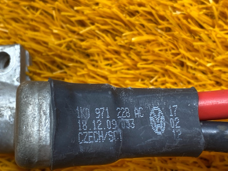 Клемма аккумулятора плюс, 600 рублей, Красноярск