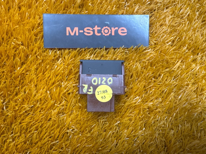 Кнопка открывания багажника, 200 рублей, Красноярск