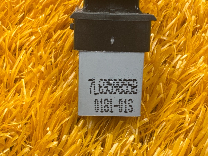 кнопка стеклоподъемника, 400 рублей, Красноярск