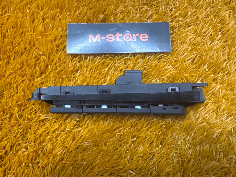 кнопка памяти сидений, 600 рублей, Красноярск