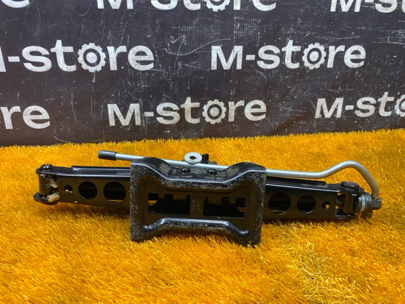 домкрат, 4000 рублей, Красноярск