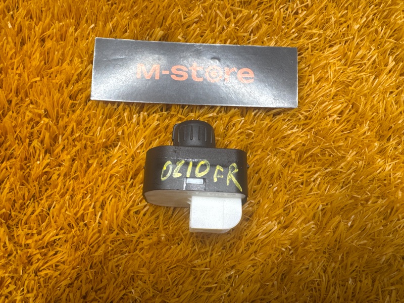 Кнопка регулировки зеркал, 300 рублей, Красноярск