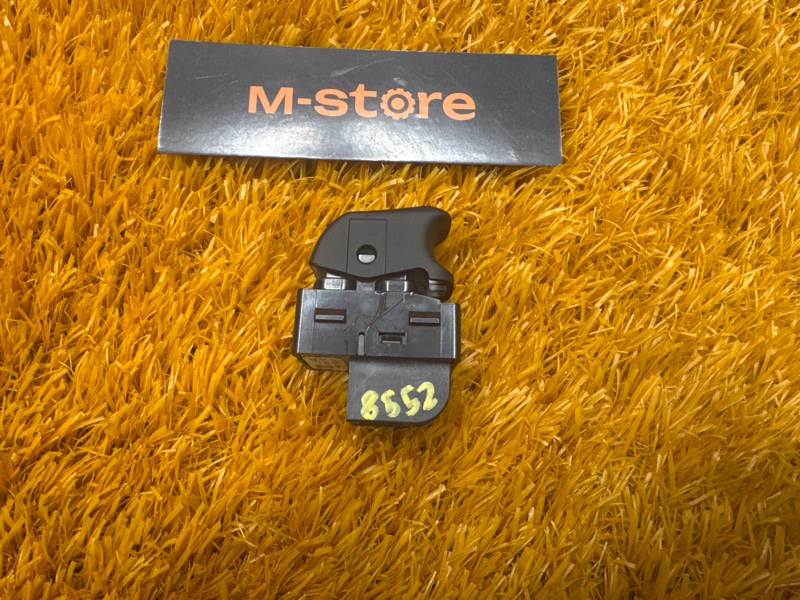 кнопка стеклоподъемника, 500 рублей, Красноярск