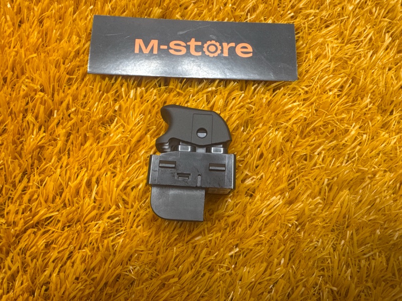 кнопка стеклоподъемника, 500 рублей, Красноярск