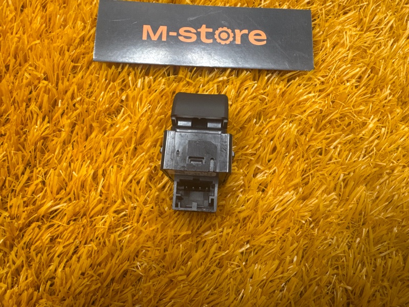 кнопка стеклоподъемника, 500 рублей, Красноярск