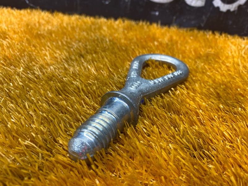 Крюк буксировочный, 1500 рублей, Красноярск