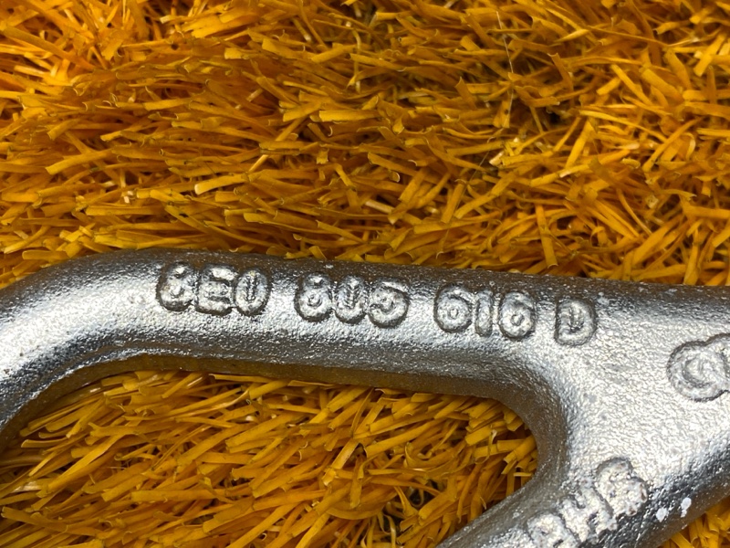 Крюк буксировочный, 1500 рублей, Красноярск