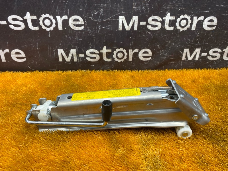 домкрат, 3500 рублей, Красноярск