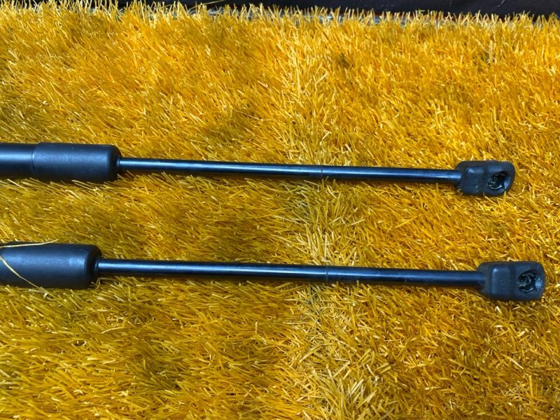 амортизатор капота, 500 рублей, Красноярск