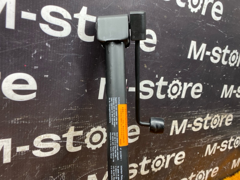 домкрат, 2000 рублей, Красноярск