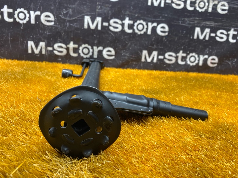 домкрат, 2000 рублей, Красноярск