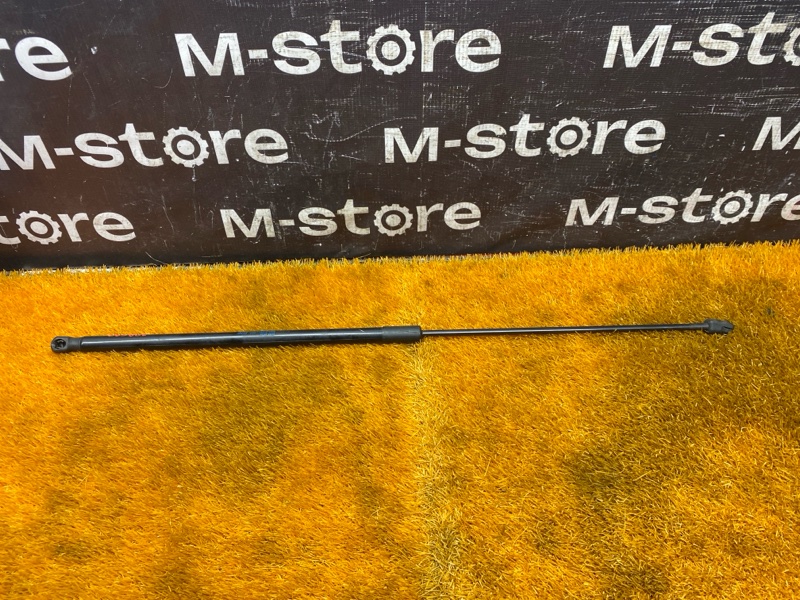 амортизатор капота, 700 рублей, Красноярск