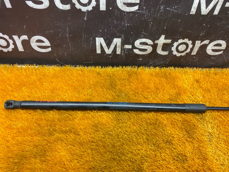 амортизатор капота, 700 рублей, Красноярск