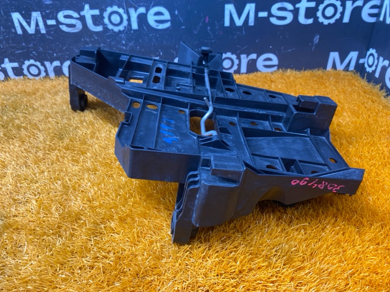 кронштейн фары, 6000 рублей, Красноярск