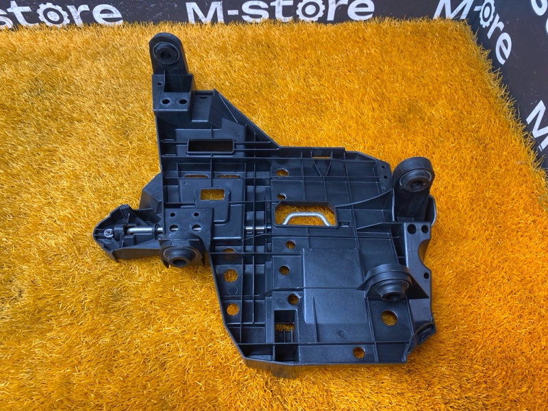 кронштейн фары, 6000 рублей, Красноярск