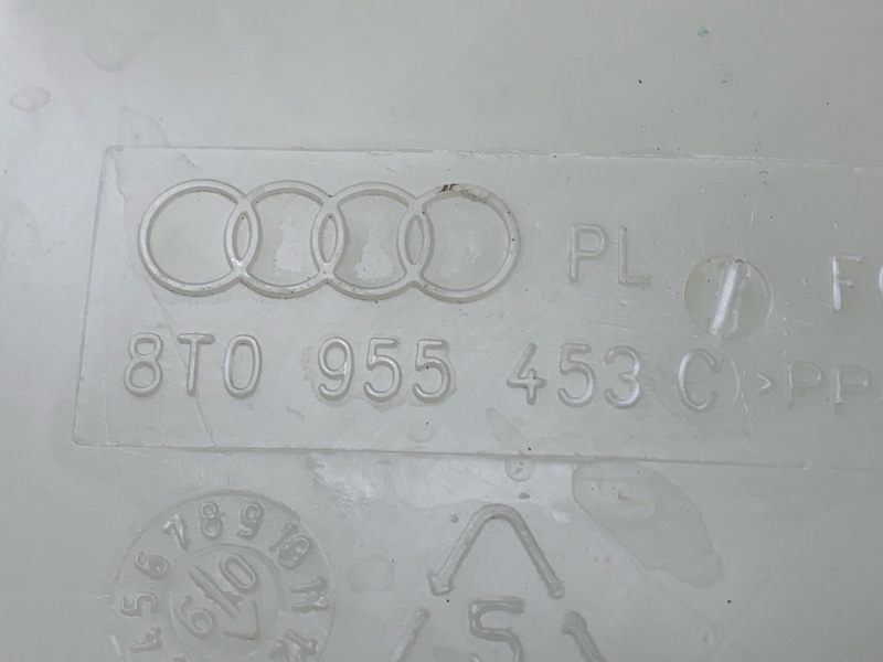 Бачок омывателя, 1000 рублей, Красноярск