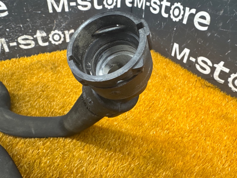 Патрубок радиатора нижний, 2000 рублей, Красноярск