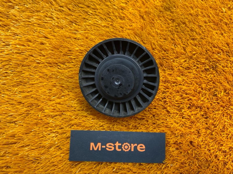 ролик обводной, 500 рублей, Красноярск