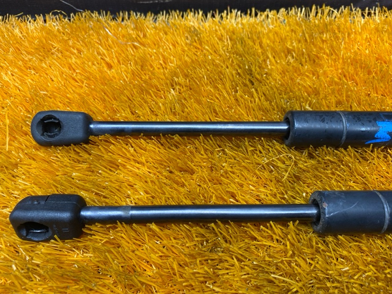 амортизатор капота, 900 рублей, Красноярск