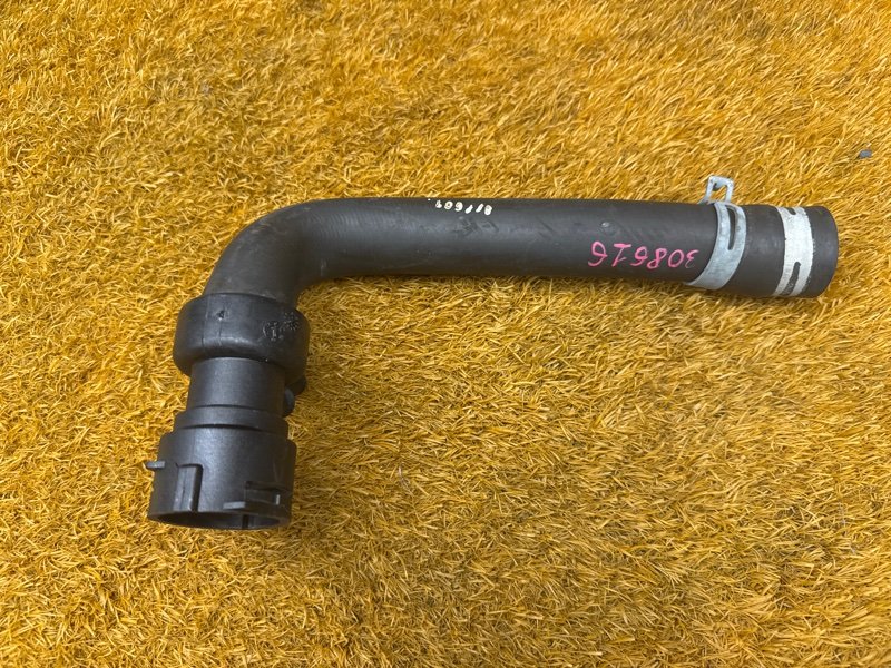 Патрубок радиатора верхний, 3000 рублей, Красноярск