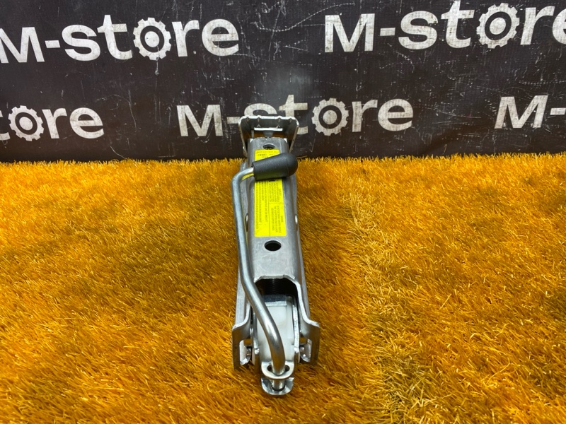 домкрат, 3000 рублей, Красноярск