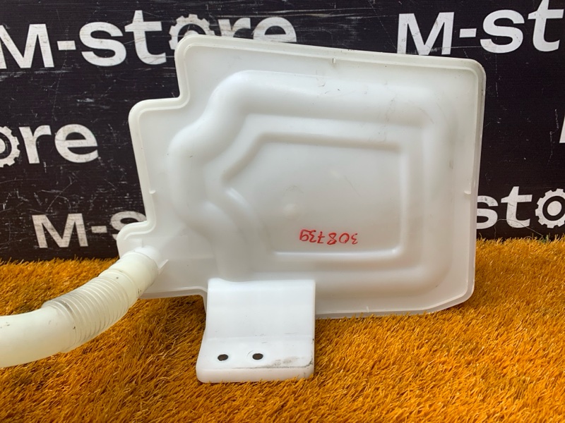 Бачок омывателя, 1000 рублей, Красноярск