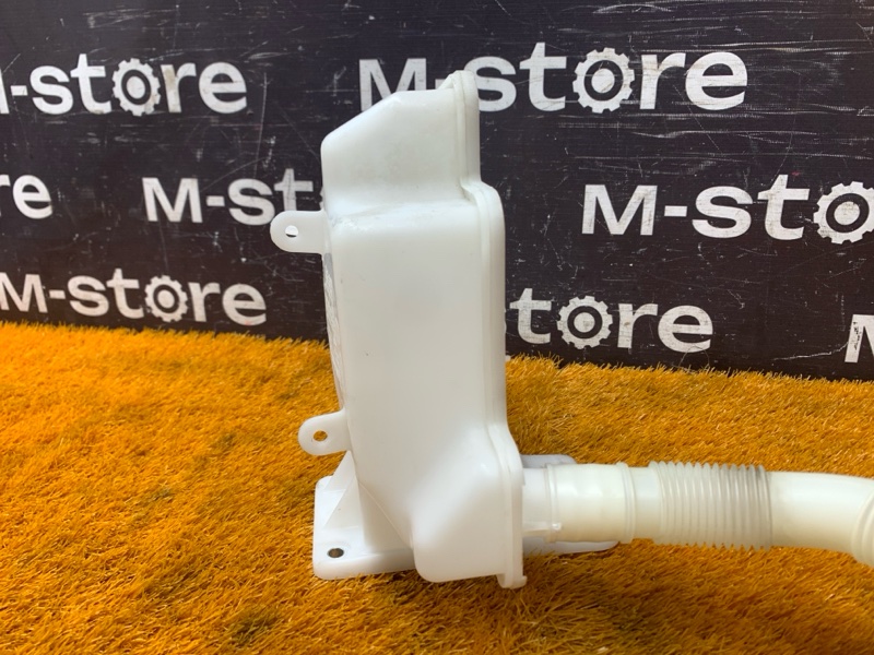 Бачок омывателя, 1000 рублей, Красноярск