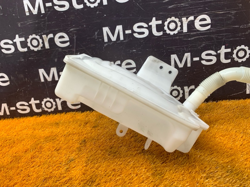 Бачок омывателя, 1000 рублей, Красноярск