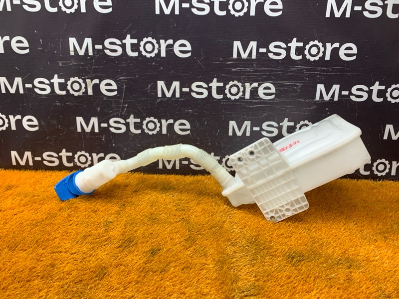 Бачок омывателя, 1000 рублей, Красноярск