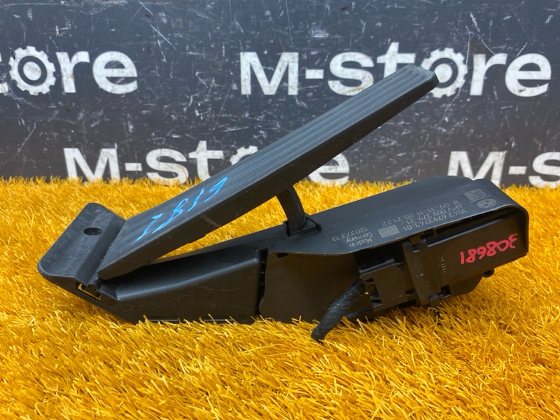 педаль газа, 1000 рублей, Красноярск