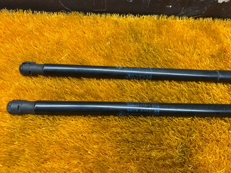 амортизатор багажника, 800 рублей, Красноярск