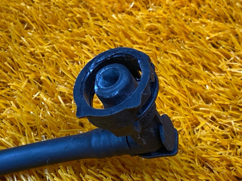 Патрубок системы охлаждения, 1500 рублей, Красноярск