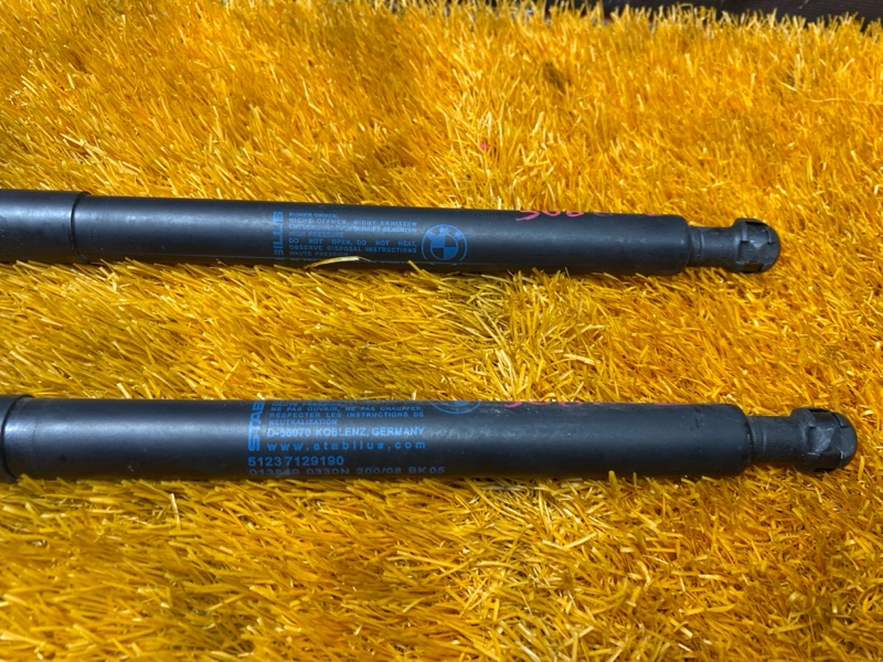 амортизатор капота, 1500 рублей, Красноярск