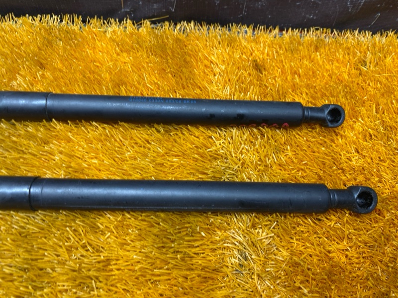 амортизатор капота, 1500 рублей, Красноярск