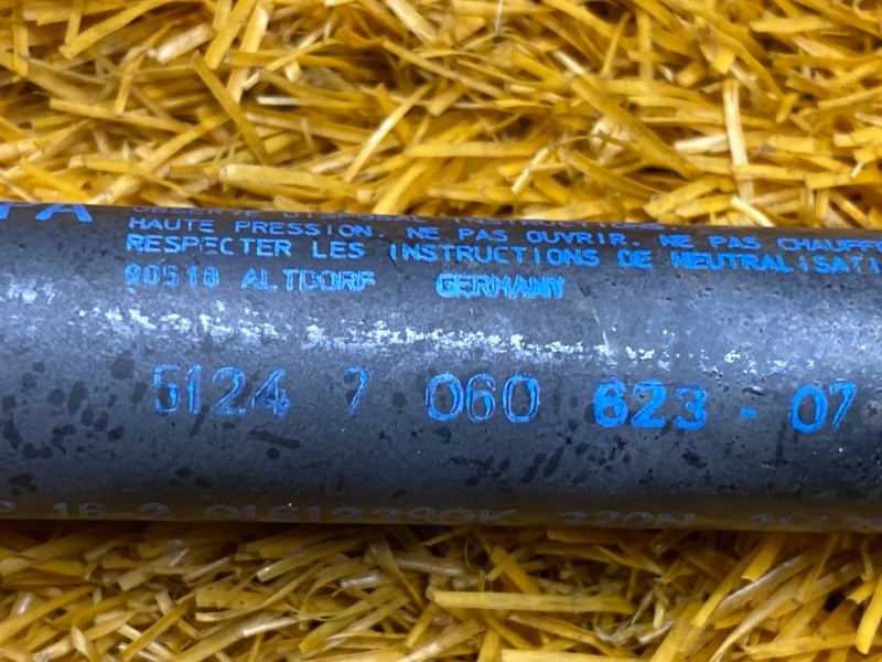 амортизатор багажника, 1800 рублей, Красноярск