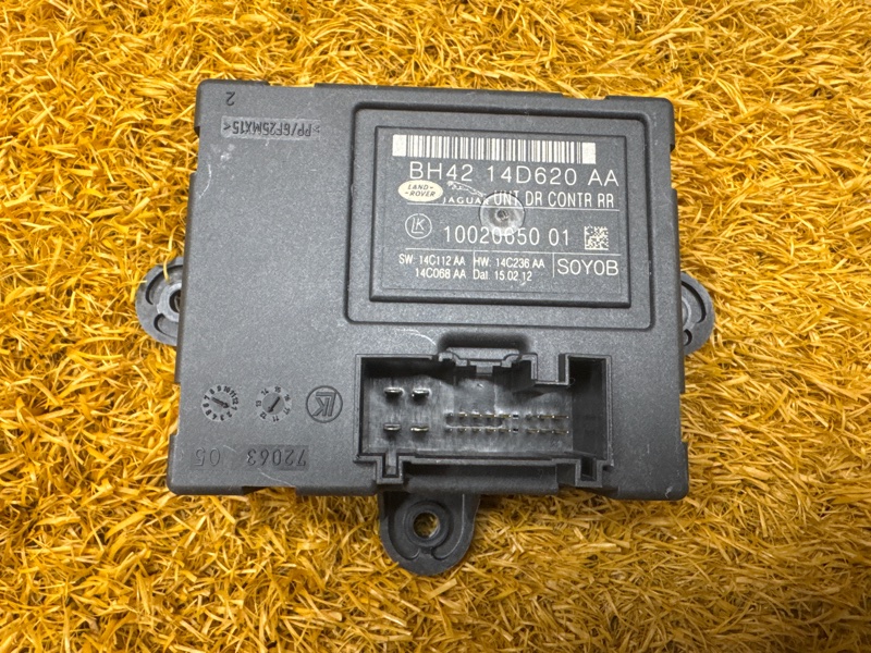 Блок управления дверью, 1000 рублей, Красноярск