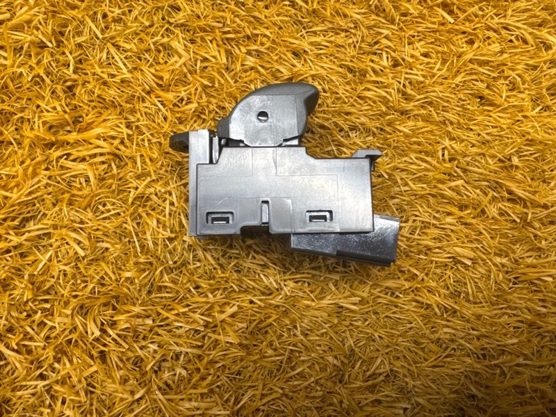 кнопка стеклоподъемника, 500 рублей, Красноярск