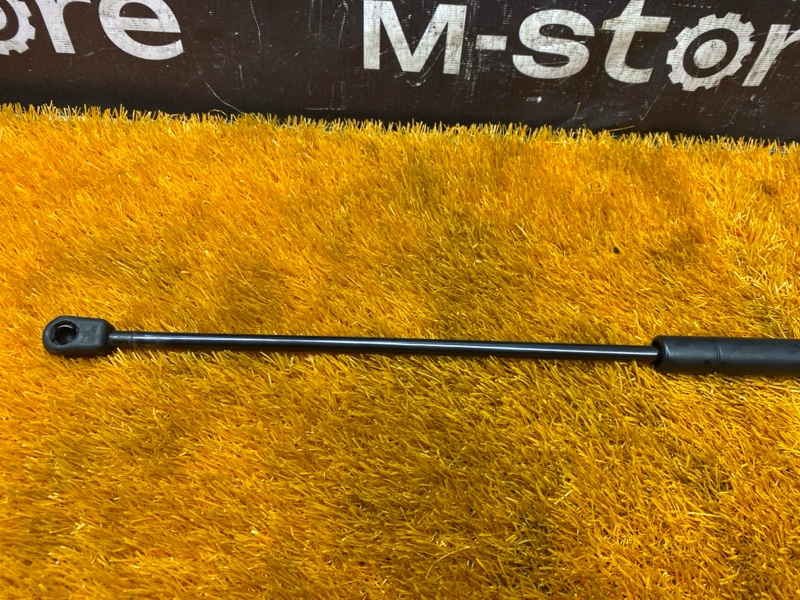 амортизатор капота, 500 рублей, Красноярск