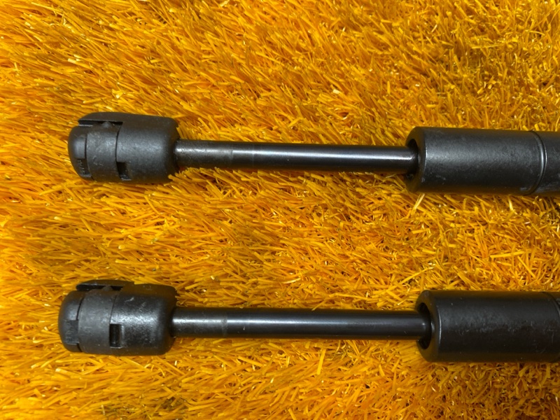 Амортизатор стекла багажника, 500 рублей, Красноярск