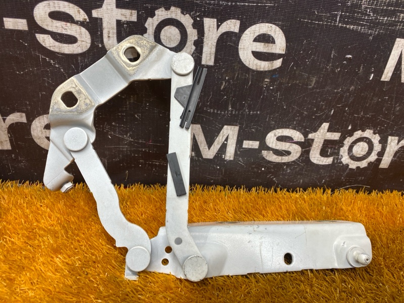 петля капота, 2000 рублей, Красноярск