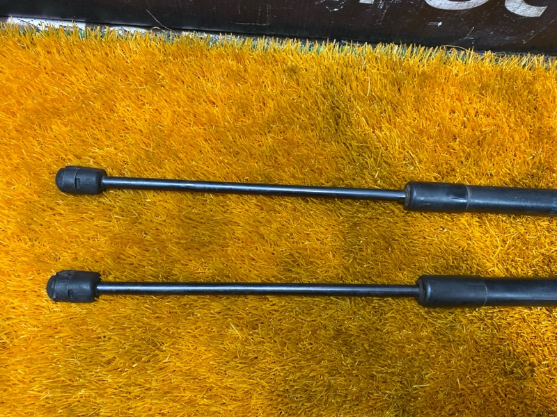 амортизатор багажника, 1000 рублей, Красноярск